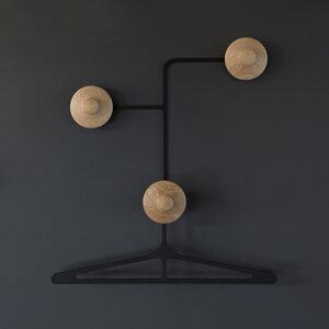 Inno Turner-R vaateripustin