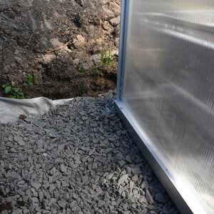 Green Land Alumiinirunkoinen 2,3 m² musta kasvihuone