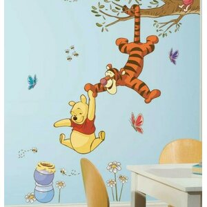RoomMates Liimaa & Irrota -sisustustarra Disney Nalle Puh - Swinging for Honey
