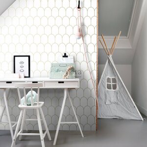 Esta Home Black & White with a splash of Gold non-woven tapetti