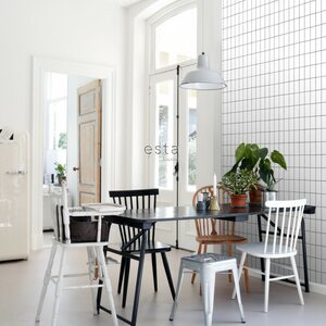 Esta Home Black & White with a splash of Gold non-woven tapetti