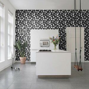 Esta Home Black & White with a splash of Gold non-woven tapetti