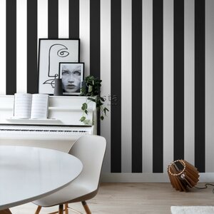 Esta Home Black & White with a splash of Gold non-woven tapetti