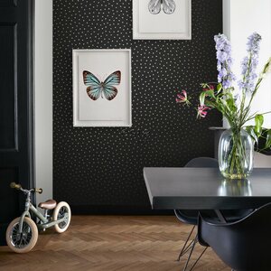 Esta Home Black & White with a splash of Gold non-woven tapetti