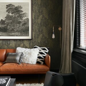 Esta Home Black & White with a splash of Gold non-woven tapetti