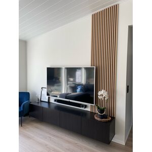 Evella puuviilupintainen akustiikkalevy, V27 tammi 2,4 x 0,6m / 21mm