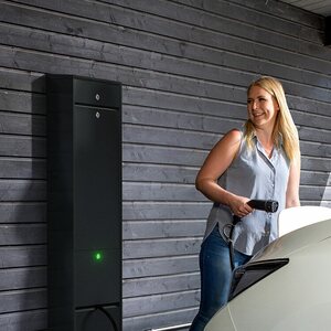 Ensto Mittauskeskus Esteri EVO50.06ELY-EV16DG 2T 50A IP34 sähköauton latauksella